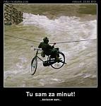 Klikni na sliku za punu veličinu
Naziv: tu-sam-za-minut.jpg
Pregleda: 0
Veličina: 46.8 kB
ID: 6810